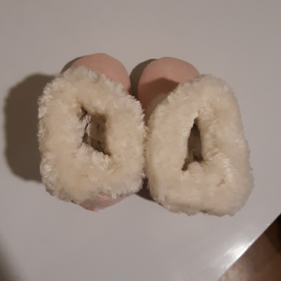 New in box girls size 4 boot. - Picture 5 of 8